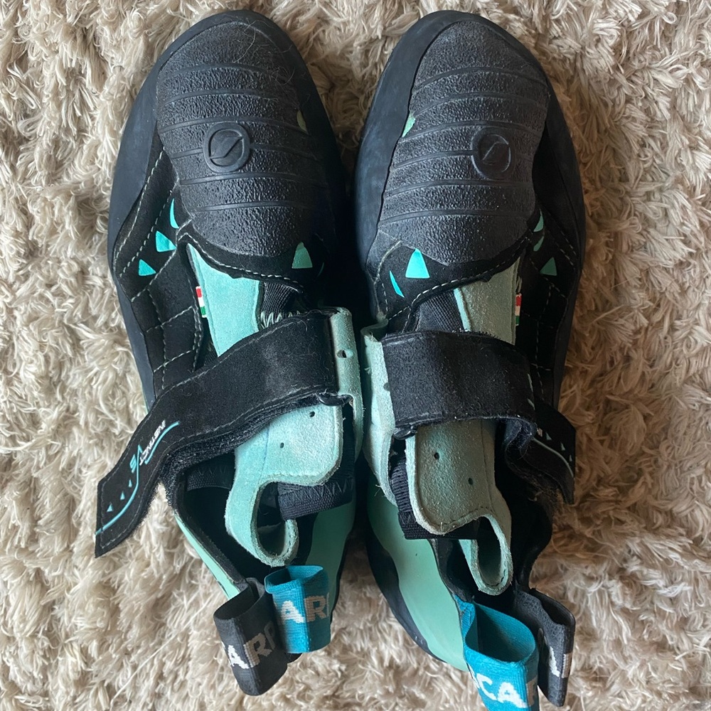Womens Scarpa Climbing Shoes Instinct VS